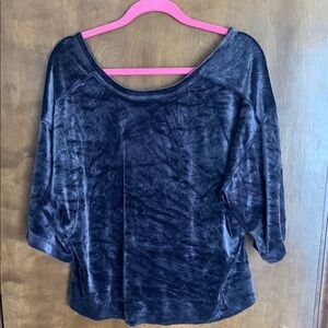 Velvet Women's Top NWOT